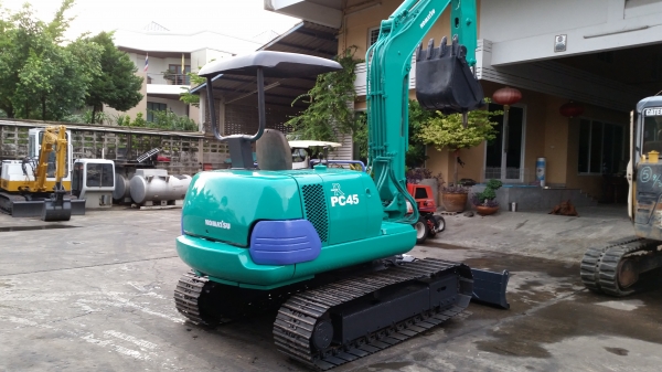รถขุด KOMATSU รุ่น PC45-1-แทร็กเหล็ก มือสองญี่ปุ่น รถขุด KOMATSU รุ่น PC45-1-แทร็กเหล็ก มือสองญี่ปุ่น