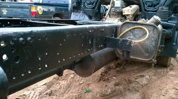 ขายหัวคัสซีช่วงต่อดั้ม 6 ล้อ CANTER ปี 46 เครื่อง 4D34 Turbo 140 แรงม้า คัสซีสวยตลอดเส้น มีเกียร์ฝาก พวงมาลัยพาวเวอร์ แอร์เย็น เก๋งสวยไม่ผุ ทะเบียนพร้อมโอนครับ