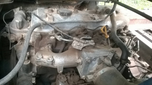 ขายรถดั้ม 4 ล้อ TOYOTA เครื่อง 90 แรงม้า คัสซีสวยตลอดเส้น ดั้มสวย เกียร์สั้น ทะเบียน ม.79 พร้อมโอน ราคาต่อรองได้