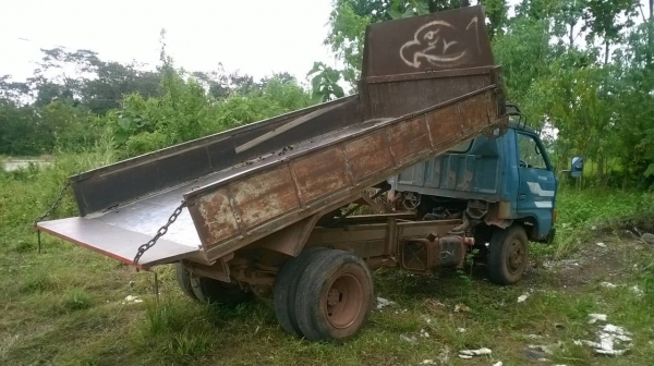 ขายรถ 6 ล้อดั้มหินทรายร้านวัสดุ คัสซีชีตาร์สวยตลอดเส้น เครื่อง 4BE1 110 แรงม้า วางหัว KS ทะเบียนพร้อมโอน ราคาต่อรองได้