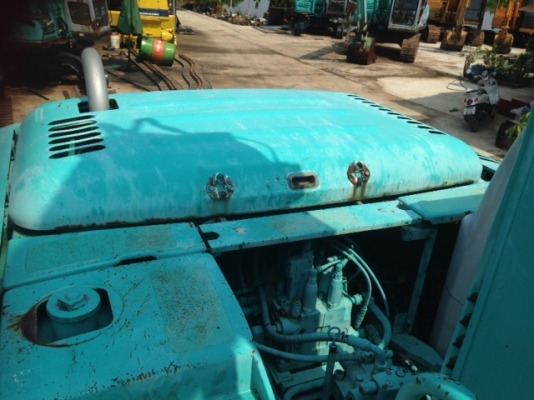 ขายด่วน KOBELCO SK200-2  มาร์คไฟว์  เก่าญี่ปุ่นยังไม่ได้ใช้งานในไทย สภาพสวย เครื่องปั้มดี   6000 ชม. เอวแน่น ไฟฟ้าครบ