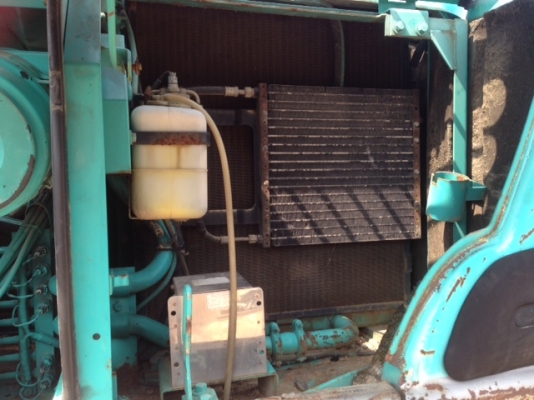 ขายด่วน KOBELCO SK200-2  มาร์คไฟว์  เก่าญี่ปุ่นยังไม่ได้ใช้งานในไทย สภาพสวย เครื่องปั้มดี   6000 ชม. เอวแน่น ไฟฟ้าครบ