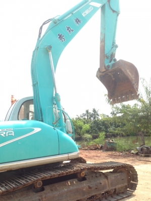 ขายด่วน KOBELCO SK200-2  มาร์คไฟว์  เก่าญี่ปุ่นยังไม่ได้ใช้งานในไทย สภาพสวย เครื่องปั้มดี   6000 ชม. เอวแน่น ไฟฟ้าครบ