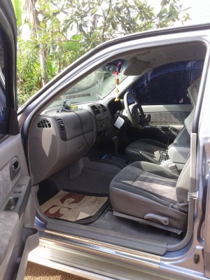 ขายด่วน อีซูซุ 4 ประตู ขายด่วน อีซูซุ 4 ประตู