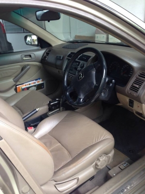 ขายรถเก๋งHONDA CIVIC ปี2001 วิ่ง230,000km เกียร์ออร์โต้ เซ็คศูนย์ตลอด มือเดียวป้ายแดง รถผู้หญิงใช้งาน สีสันสวย ไม่เคยชนไม่เคยเฉี่ยว เครื่องดี ภายในสวยสะอาด ห้องเครื่องสะอาด พร้อมใช้งาน เอกสารพร้อมโอน สนใจโทร090-8588220คุณนะ ID:narong498 หรือwww.truck.in.t