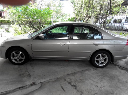 ขายรถเก๋งHONDA CIVIC ปี2001 วิ่ง230,000km เกียร์ออร์โต้ เซ็คศูนย์ตลอด มือเดียวป้ายแดง รถผู้หญิงใช้งาน สีสันสวย ไม่เคยชนไม่เคยเฉี่ยว เครื่องดี ภายในสวยสะอาด ห้องเครื่องสะอาด พร้อมใช้งาน เอกสารพร้อมโอน สนใจโทร090-8588220คุณนะ ID:narong498 หรือwww.truck.in.t