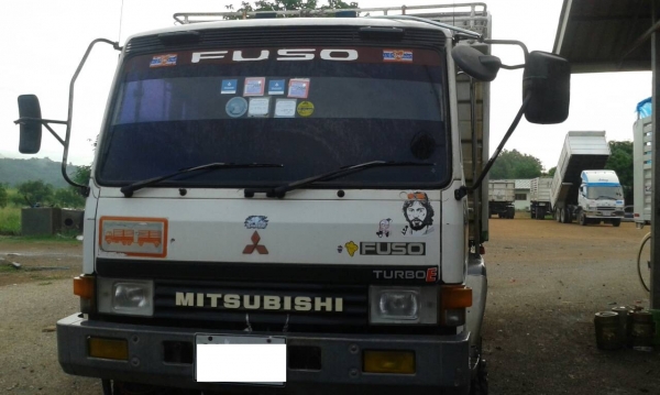 MITSUBISHI  FN527 TF 5xxx 10 ล้อ 2 เพลา ดัมพ์สามมิตรลอนเฉียง มีระบบลากจูง
