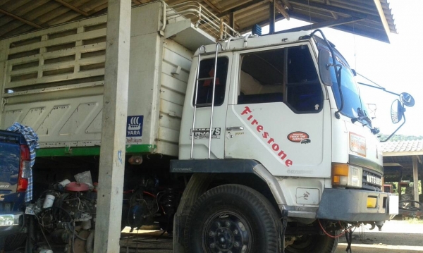 MITSUBISHI  FN527 TF 5xxx 10 ล้อ 2 เพลา ดัมพ์สามมิตรลอนเฉียง มีระบบลากจูง