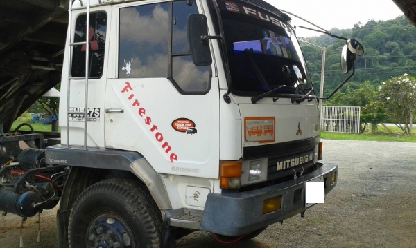 MITSUBISHI  FN527 TF 5xxx 10 ล้อ 2 เพลา ดัมพ์สามมิตรลอนเฉียง มีระบบลากจูง