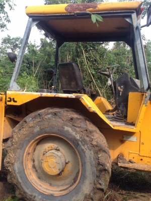 ขายรถตักหน้าขุดหลัง JCB เพลาเดี่ยว ราคา 280000