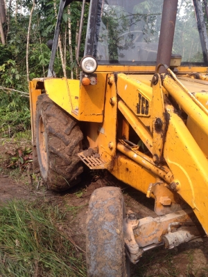 ขายรถตักหน้าขุดหลัง JCB เพลาเดี่ยว ราคา 280000