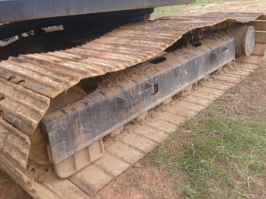 ***ขายแล้วครับขอบคุณ Truck2hand ขายแบคโฮ KOBELCO MARK2 SK200 S.No.YN-1476 เครื่องเดิม ปั้มเดิม แน่นดี แรงดี ทำงานดี เร็วดี บูมอาร์มสวย ไม่ปะไม่ดาม ไม่มีร้าว บุ้งกี๋ดี ไม่ผุ ยังหนาดี เอวดี แน่นดี ช่วงล่าง70-80\% เฟรมสวยหยาไม่ผุ โซ่ยังหนา แทร็กดีครบ โรลเลอร์