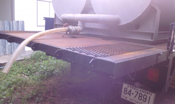 6 ล้อ ISUZU FSR11H 145 HP ยาว 5.5 ม ถังน้ำแฝดสยาม หรือกระบะคาร์โก้