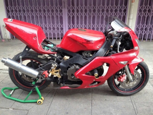 ขายhonda cbr400cc.ปี93ทะเบียนแท้โอนขนส่ง75,000-(087-098-9599)ฮัดครับ