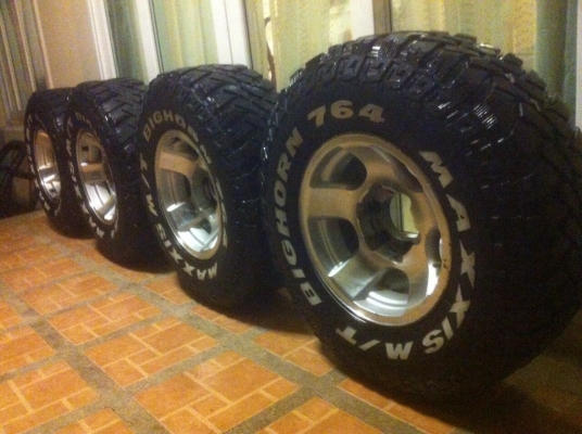 ขายล้อลาย vx80. พร้อมยาง maxxis mud