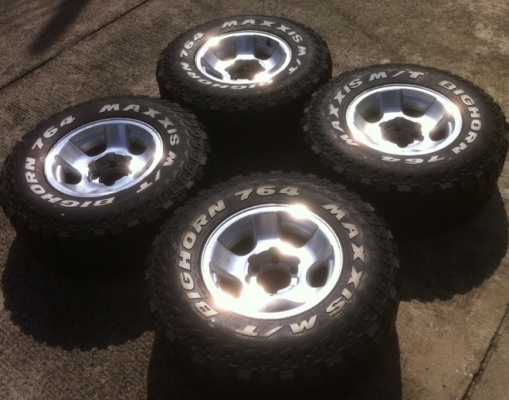 ขายล้อลาย vx80. พร้อมยาง maxxis mud