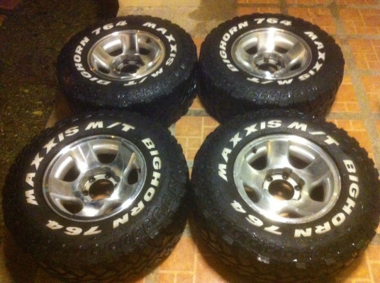 ขายล้อลาย vx80. พร้อมยาง maxxis mud