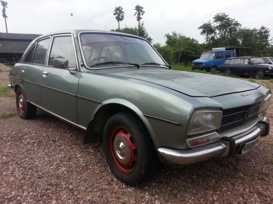 ขาย Peugeot 504 รถเดิมๆทั้งคัน พร้อมใช้ ติดแก็สlpg