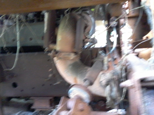 ขายด่วนครับ รถอุบัติเหตุ หัวลาก SINOTRUCK 345 CC. เครื่อง เกียร์ ช่วงล่าง VOLVO .ยังใช้ได้ (เปลี่ยน หัวเก๋ง ยาง ทำสี ใหม่ ก็จบได้เลยครับ)