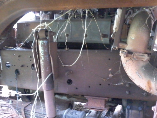 ขายด่วนครับ รถอุบัติเหตุ หัวลาก SINOTRUCK 345 CC. เครื่อง เกียร์ ช่วงล่าง VOLVO .ยังใช้ได้ (เปลี่ยน หัวเก๋ง ยาง ทำสี ใหม่ ก็จบได้เลยครับ)