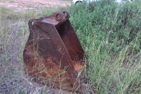 ขายด่วน บูมยาว18เมตร KOMATSU PC200-8(ของแท้) ขายด่วน บูมยาว18เมตร KOMATSU PC200-8(ของแท้)