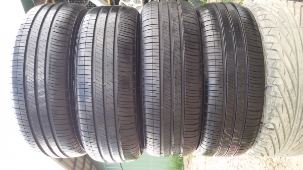 ขายยยาง215 65 15 มิสลินปี12ชุดละ6500