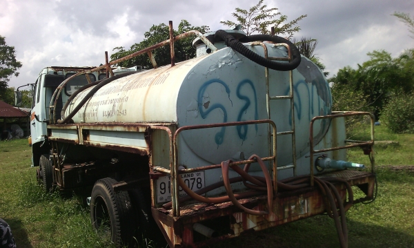 ขายด่วนรถ6ล้อร็อกกี้FSRเครือง6BD1บรรทกนํ้า7000ลิตรหังมีผุ