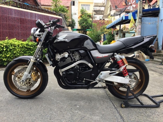 CB 400 Tec1 ปี99 สพม 77000 บาท รับซื้อขายแลกเปลี่ยนครับ
