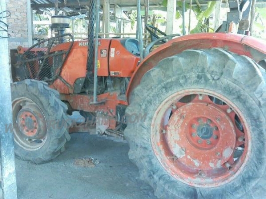 รถไถ ยี่ห้อ KUBOTA สภาพพร้อมใช้งาน รถไถ ยี่ห้อ KUBOTA สภาพพร้อมใช้งาน