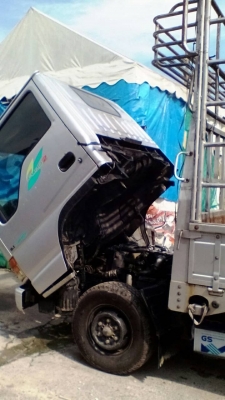 รถสวยคับ สี่ล้อเล็ก อีซูซุ สี่ล้อเล็ก 3059ซีซีปี52ลดราคาเหลือ285000บาท