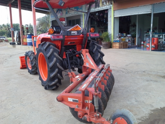 ขาย แทรกเตอร์ KUBOTA L3608 สีเดิมๆ สวยๆคับ