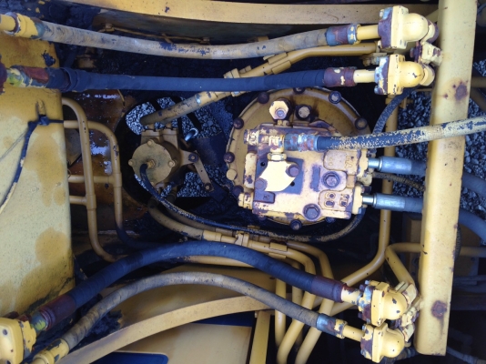 ขาย KOMATSU PC220-3