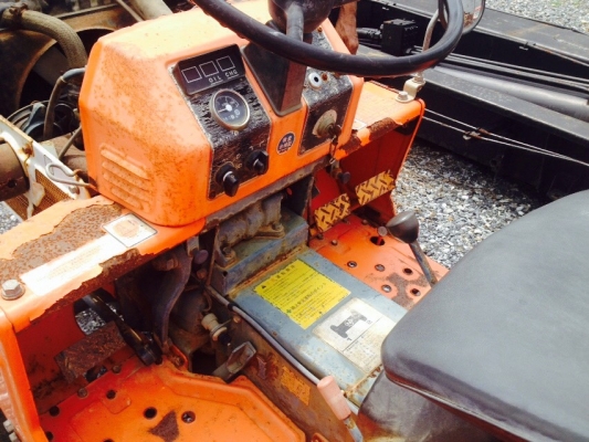 รถไถ KUBOTA B1600 4WD