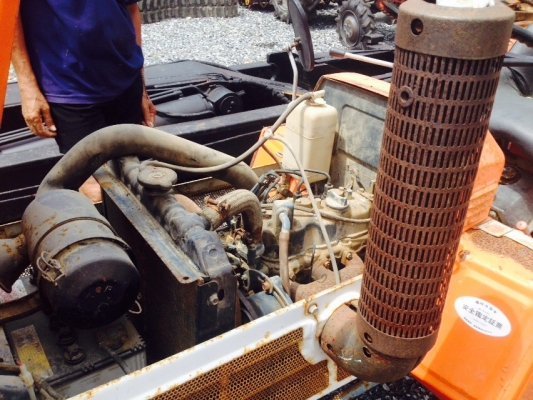 รถไถ KUBOTA B1600 4WD