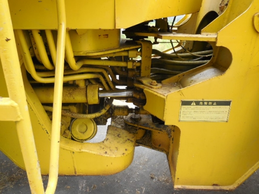 ขายรถตักล้อยาง CATERPILLAR 936Z : 4SB01377