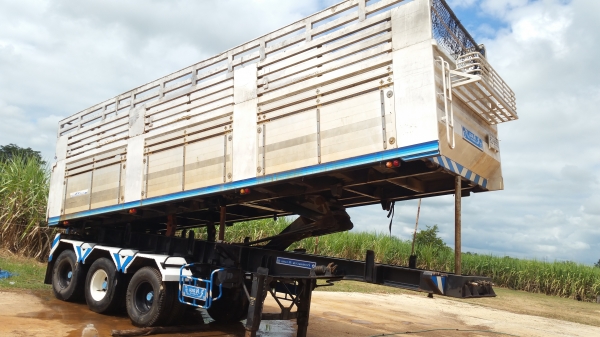 ขายหางเซมิดั้ม3เพลาแท้ เพลายกได้ ยาว8.80ม. อู่STเทรนเลอร์