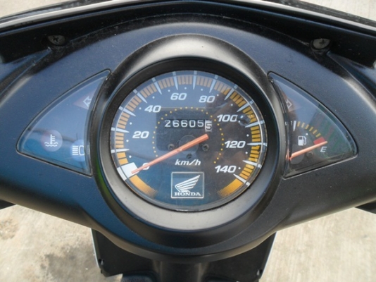 ฮอนด้าคลิก รถบ้านมือเดียวเครื่องเดิมสภาพดีพร้อมใช้งาน ฮอนด้าคลิก รถบ้านมือเดียวเครื่องเดิมสภาพดีพร้อมใช้งาน