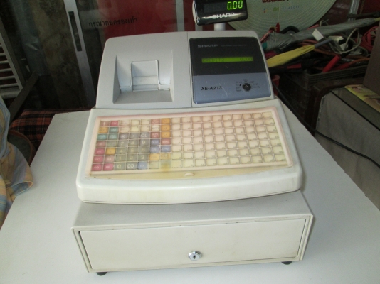เครื่องคิดเงิน  ใช้ได้   แต่หลินรัชดา  ตรวจเช็ค  ไม่เป็นครับ