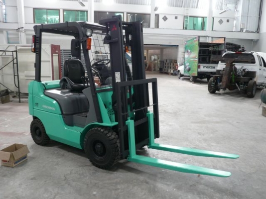 ขายรถโฟล์คลิฟท์มือสอง MITSUBISHI รุ่น GRENDIA KF2D-50126