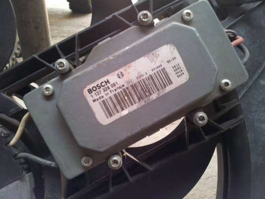 พัดลมไฟฟ้าของรถ VOLVO 12V.