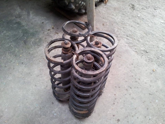 ชุดสปริงหน้า/หลัง พร้อมโช๊คเดิมๆ Landrover Disco ครบชุด