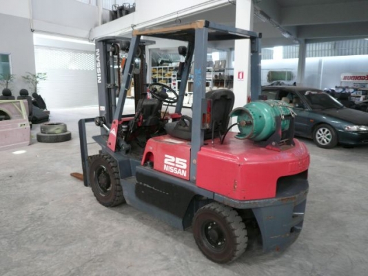 ขายรถโฟล์คลิฟท์มือสอง NISSAN รุ่น NJ02-A25