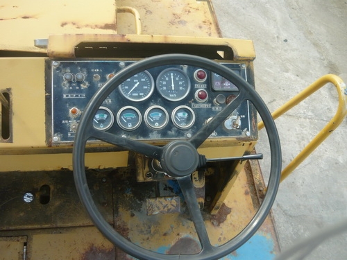 รถบด 7 ล้อยาง SAKAI T600 (เกียร์ออโต้) เก่านอกนำเข้าจากญี่ปุ่น ชั่วโมงการทำงานน้อย ยังไม่ผ่านการใข้งานในไทย 100\% พร้อมลุยงานทุกสถานะ