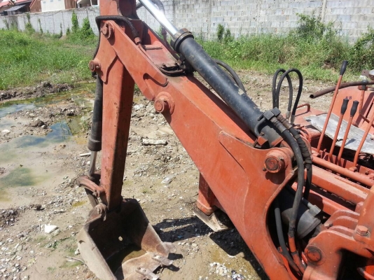 ขายรถKobuta ตักหน้าขุดหลัง 2เพลา รถพร้อมใช้ ราคา145,000บาท