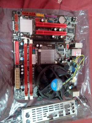 ขายบอร์ด 775 DDR3 และ cpu quad core q9550