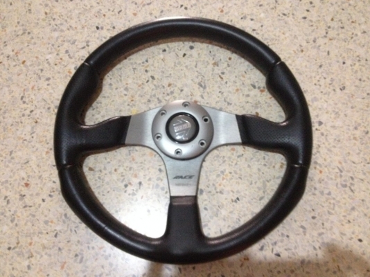 MOMO RACE เเท้แป้นเเตรครบหนังสภาพสวยญี่ปุ่นแท้