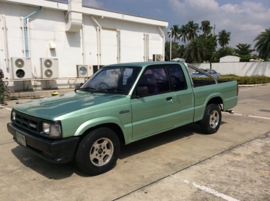 ขายรถกระบะมาสด้า ทันเดอร์แคป ปี 94 เครื่องมังกร 2.5 เกียร์ธรรมดา ภายในเบาะหนังสวย แอร์พร้อม  สีเต็มเงา มีริ้วรอยบ้าง คัสซีดี ไม่ผุ  เครื่องแน่น วิ่งดี ประหยัด เกียร์แน่น รถขับดี พร้อมใช้ ภาษีปี58 เอกสารพร้อมครับ