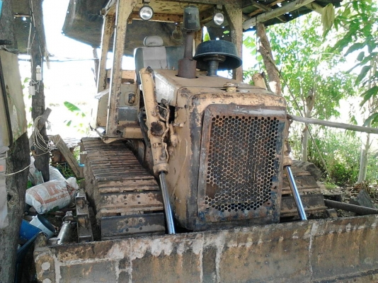 ขายรถดันดิน cat 4d ขออภัยลงซ้ำครับ ขายรถดันดิน cat 4d ขออภัยลงซ้ำครับ