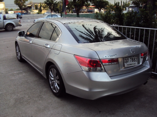 Honda Accord 2.4EL Navi CNG 2011