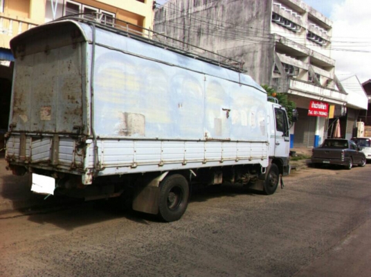 ขายรถบรรทุก 6 ล้อ HINO